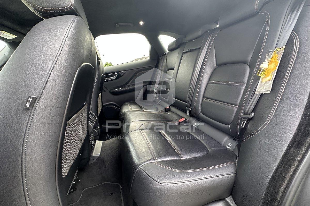 JAGUAR F-Pace 2.0 D 180 CV AWD aut. Prestige