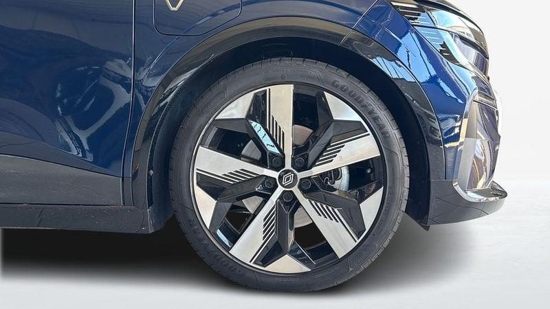 Renault Megane E-Tech Electric techno 220cv comfort range AC22