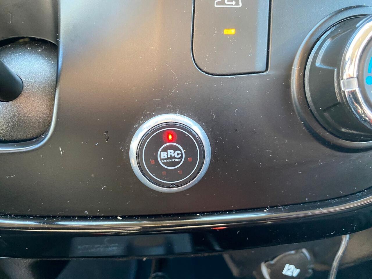 Mahindra KUV100 1.2 VVT M-Bifuel(GPL) K6+