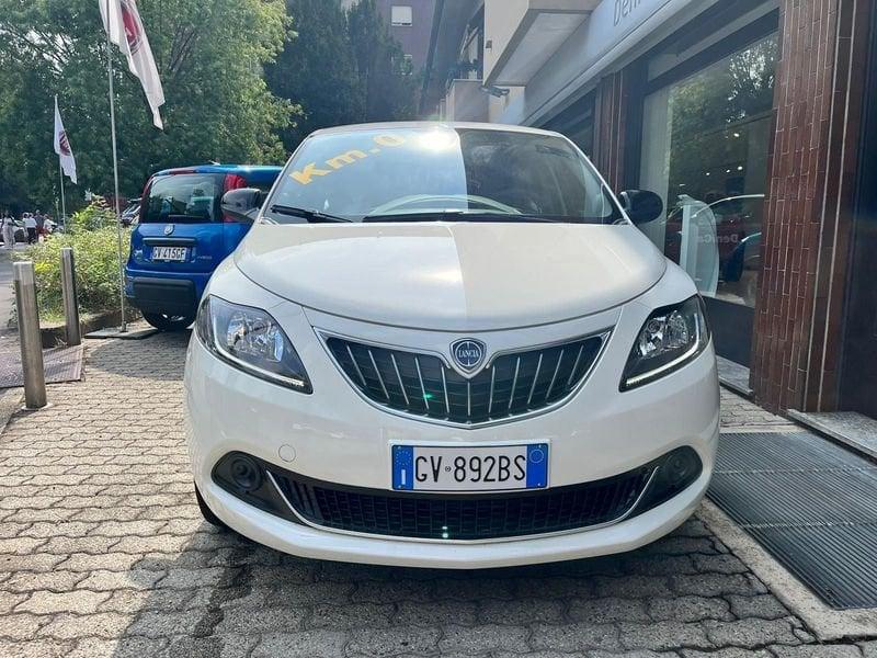 Lancia Ypsilon 1.0 FireFly 5 porte S&S Hybrid Platino