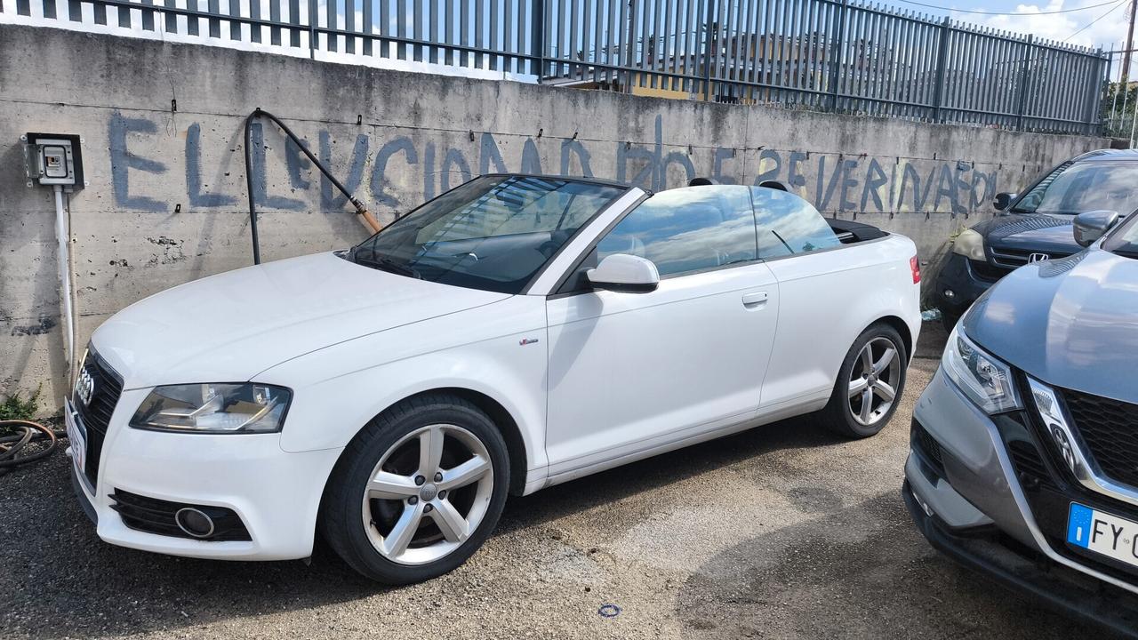 Audi A3 Cabrio 2.0 TDI 140cv s-line interno esterno