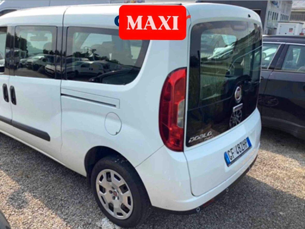 FIAT DOBLO' MAXI 1.6mjt 105cv AUTOCARRO 5 POSTI