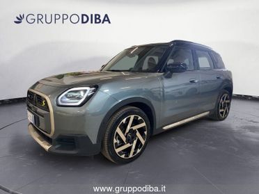 MINI Mini Countryman U25 Mini Countryman SE Favoured all4