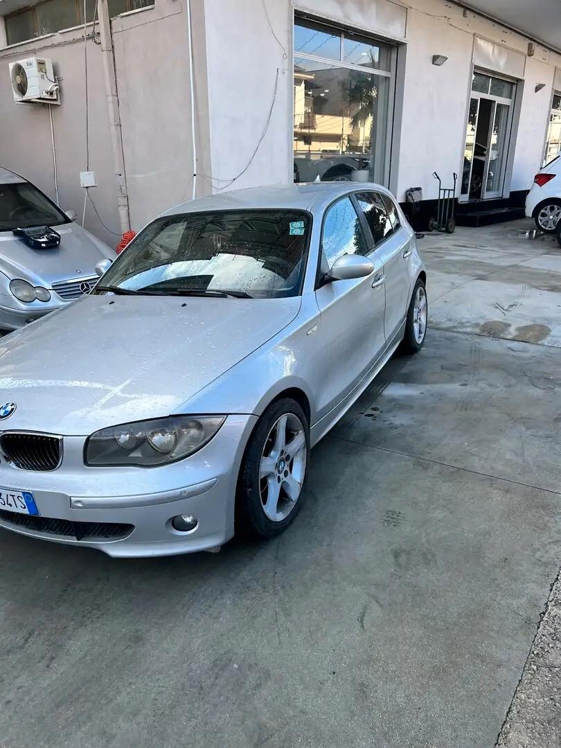 Bmw 120 120d cat 5 porte Eletta