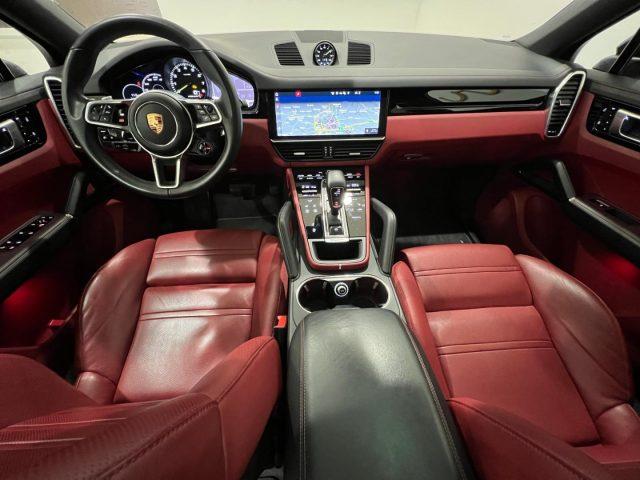 PORSCHE Cayenne Coupé 3.0 E-Hybrid IVA ESPOSTA
