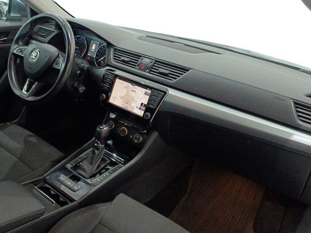 SKODA Superb 2.0 TDI DSG Wagon Style