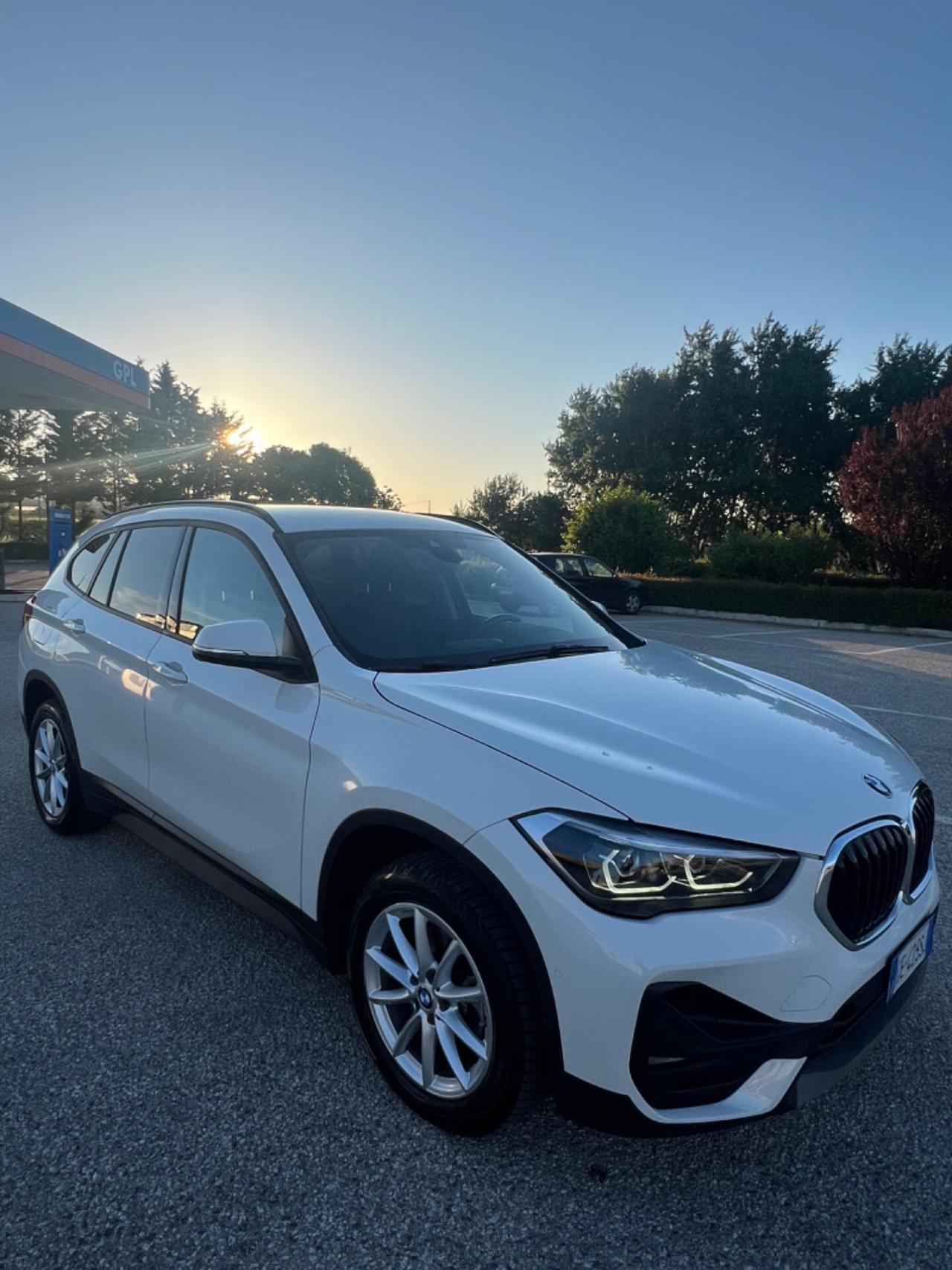 Bmw X1 xDrive 18d Business Advantage iva deducibile