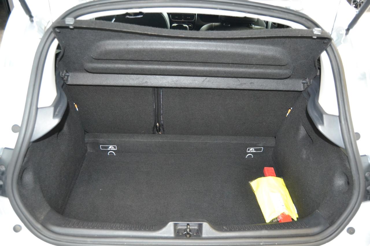 Renault Clio 1.5 dCi 75 CV Intens Navi/Xenon/Cruise/T.cam