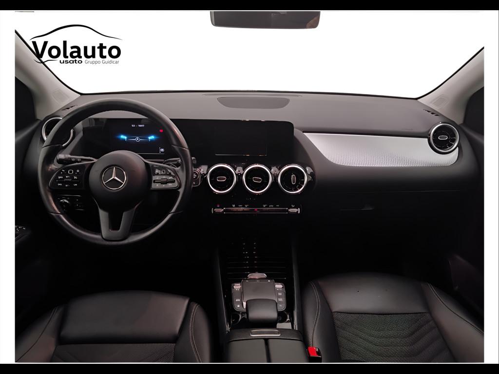 Mercedes-Benz Classe B - W247 2018 - B 180 d Sport auto