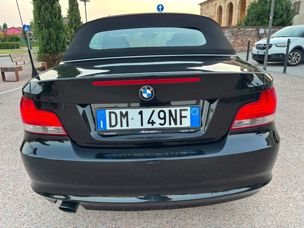 Bmw 120 .2.0 i Cabrio Attiva pronta al uso