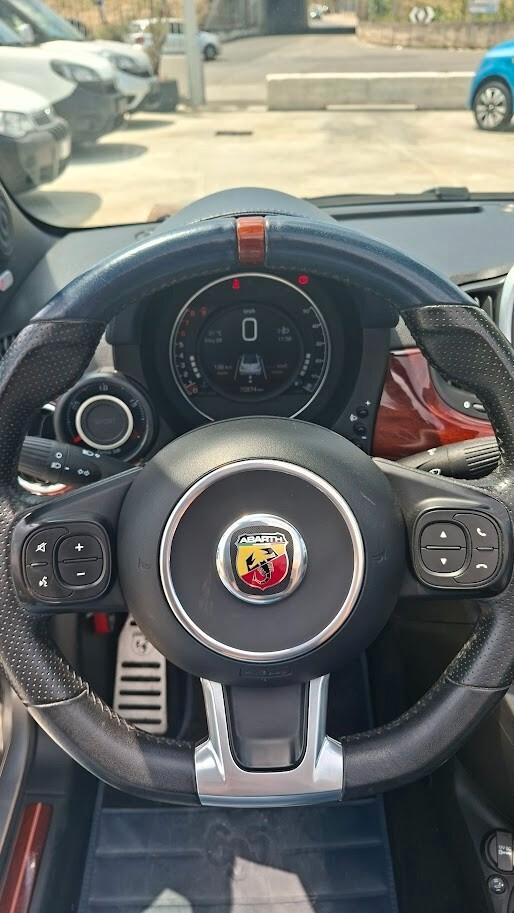Abarth 695 C 1.4 Turbo T-Jet Rivale