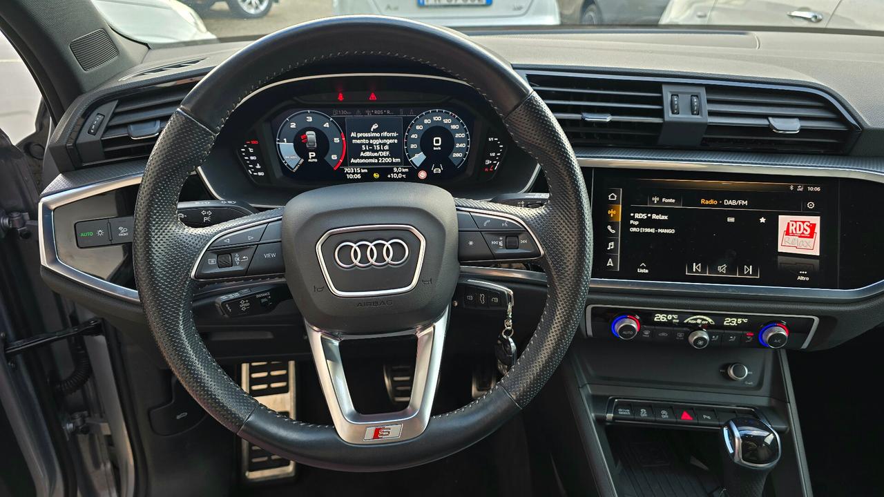 Audi Q3 35 TDI quattro S tronic S line edition