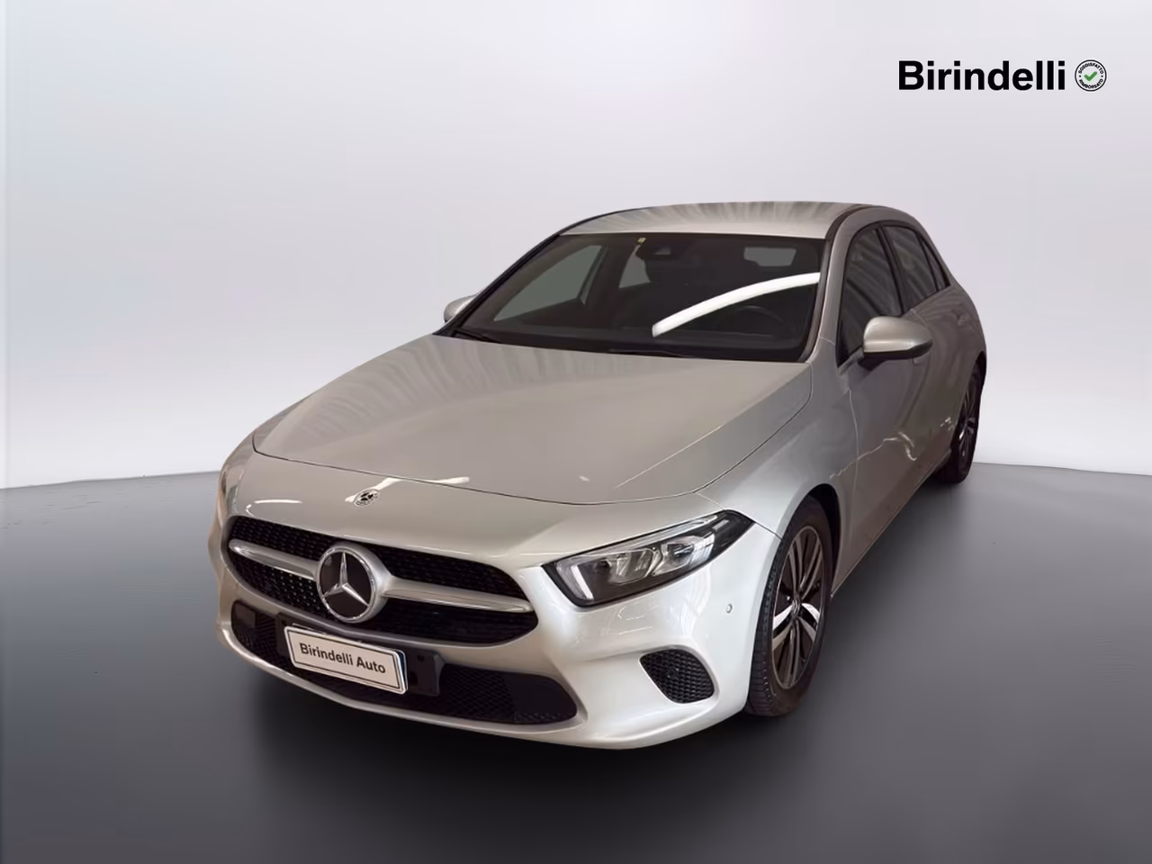 Mercedes-Benz Classe A (W177) - A 180 Automatic Business