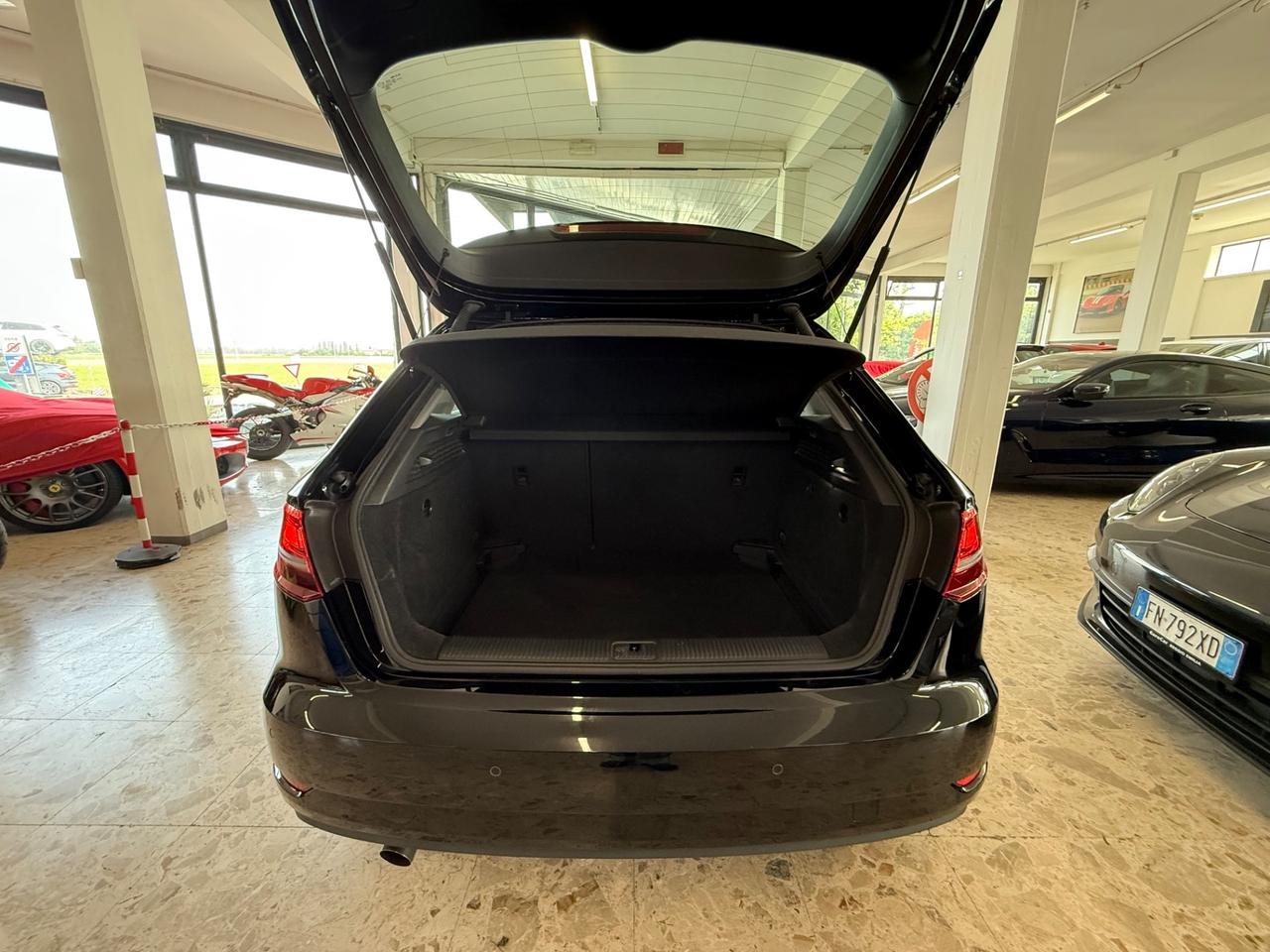 Audi A3 1.6 TDI 116 CV S tronic Sport 09/2017 EURO 6B NEOPATENTATI