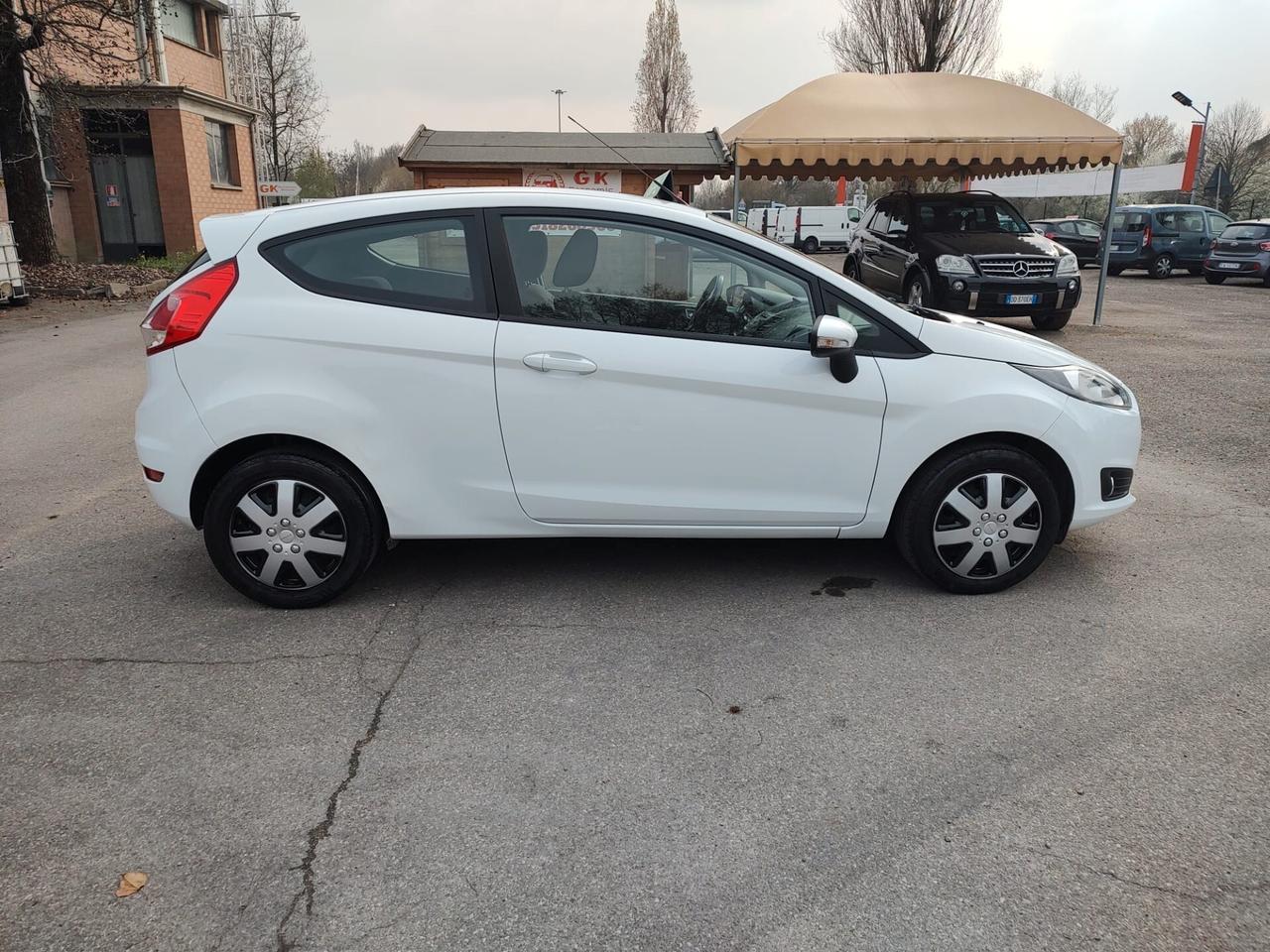 Ford Fiesta 1.4 3 porte Bz.- GPL, EURO 6, GPL DA REVISIONARE, OK NEOPATENTATI