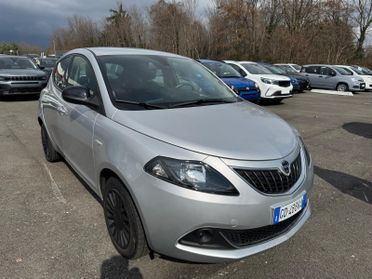 LANCIA Ypsilon III 2021 - Ypsilon 1.0 firefly hybrid Silver s&s 70c