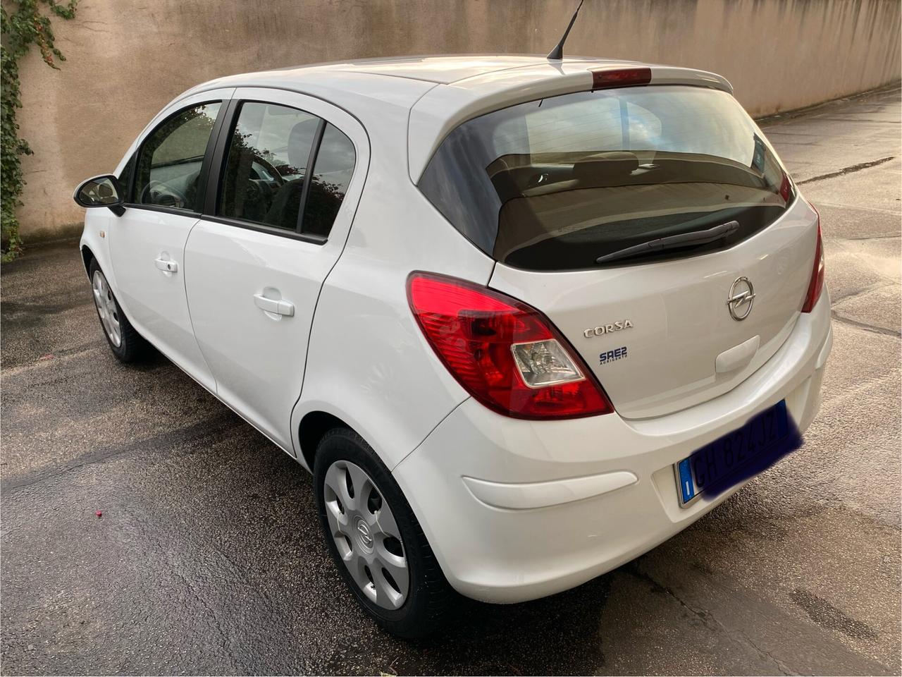 Opel Corsa 1.2 85CV 5 porte Benzina-GPL