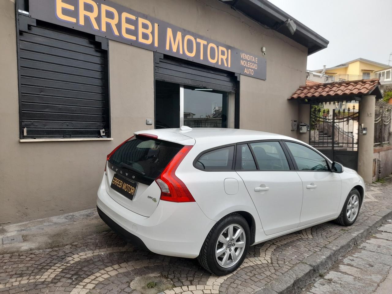 Volvo V60 DRIVe