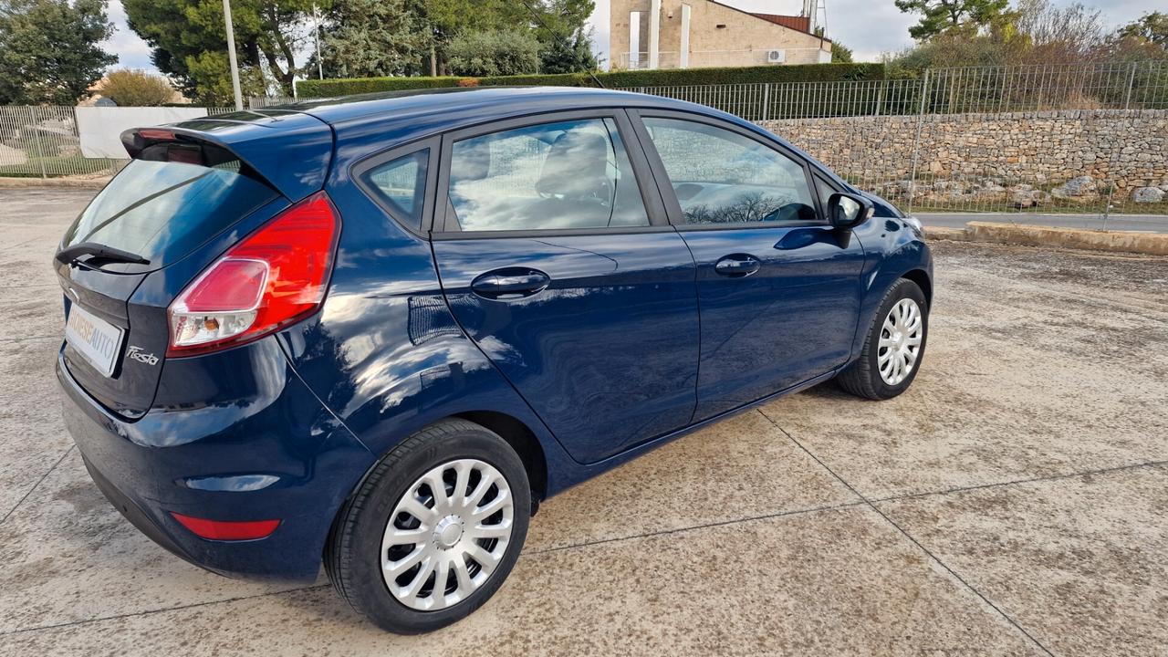 Ford Fiesta 1.5 TDCi 75CV 5 porte Business