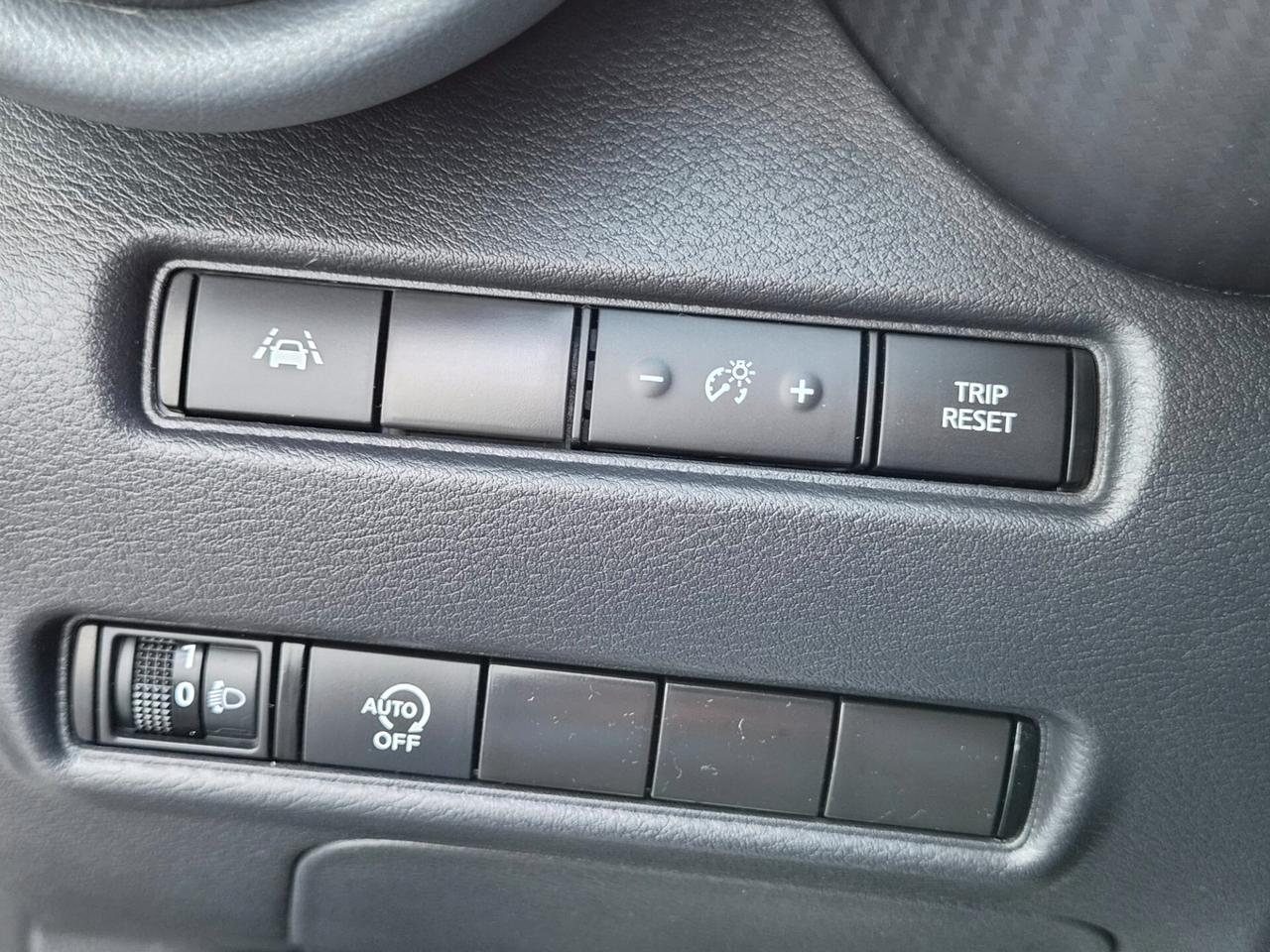 Nissan Juke 1.0 DIG-T 114 CV DCT N-Connecta