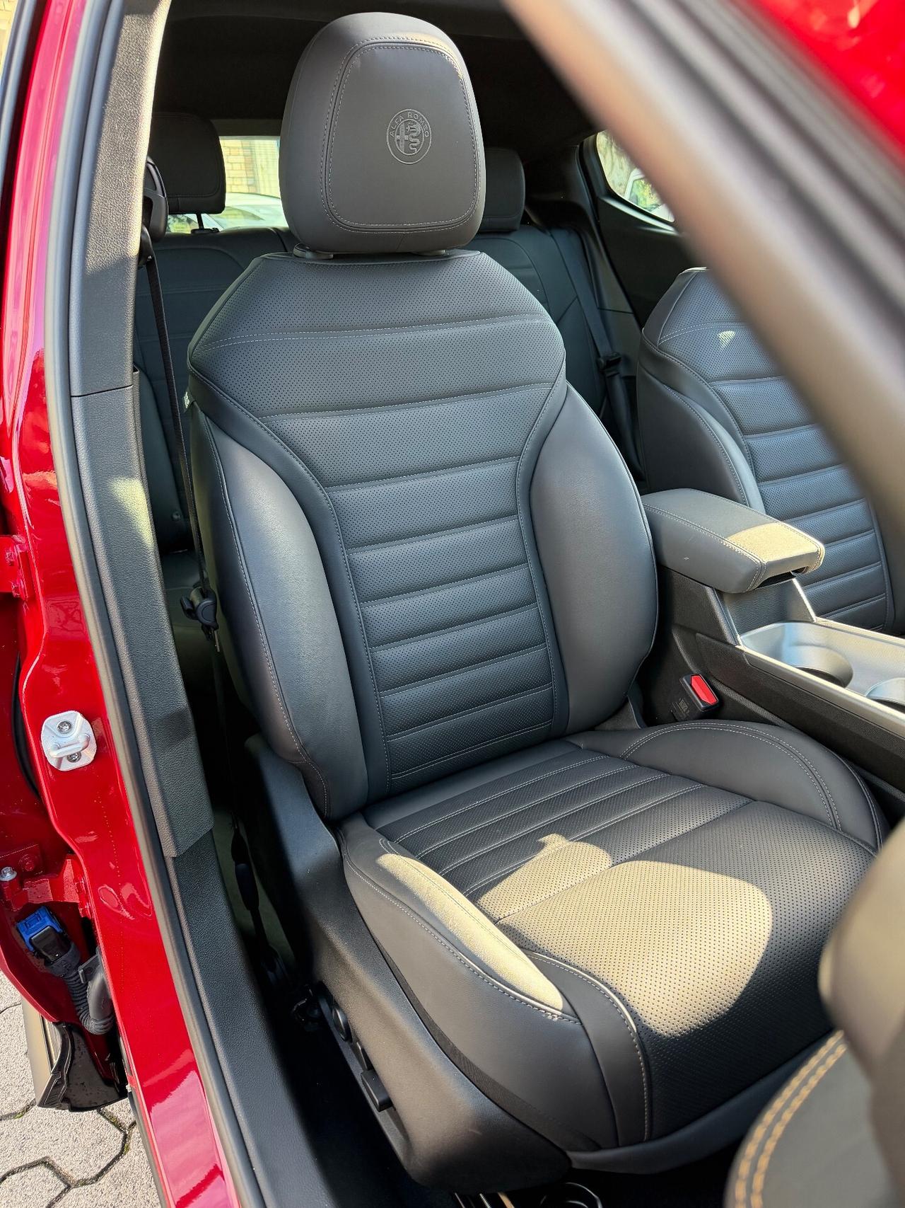 Alfa Romeo Tonale 1.3 280 CV PHEV AT6 Q4 Veloce