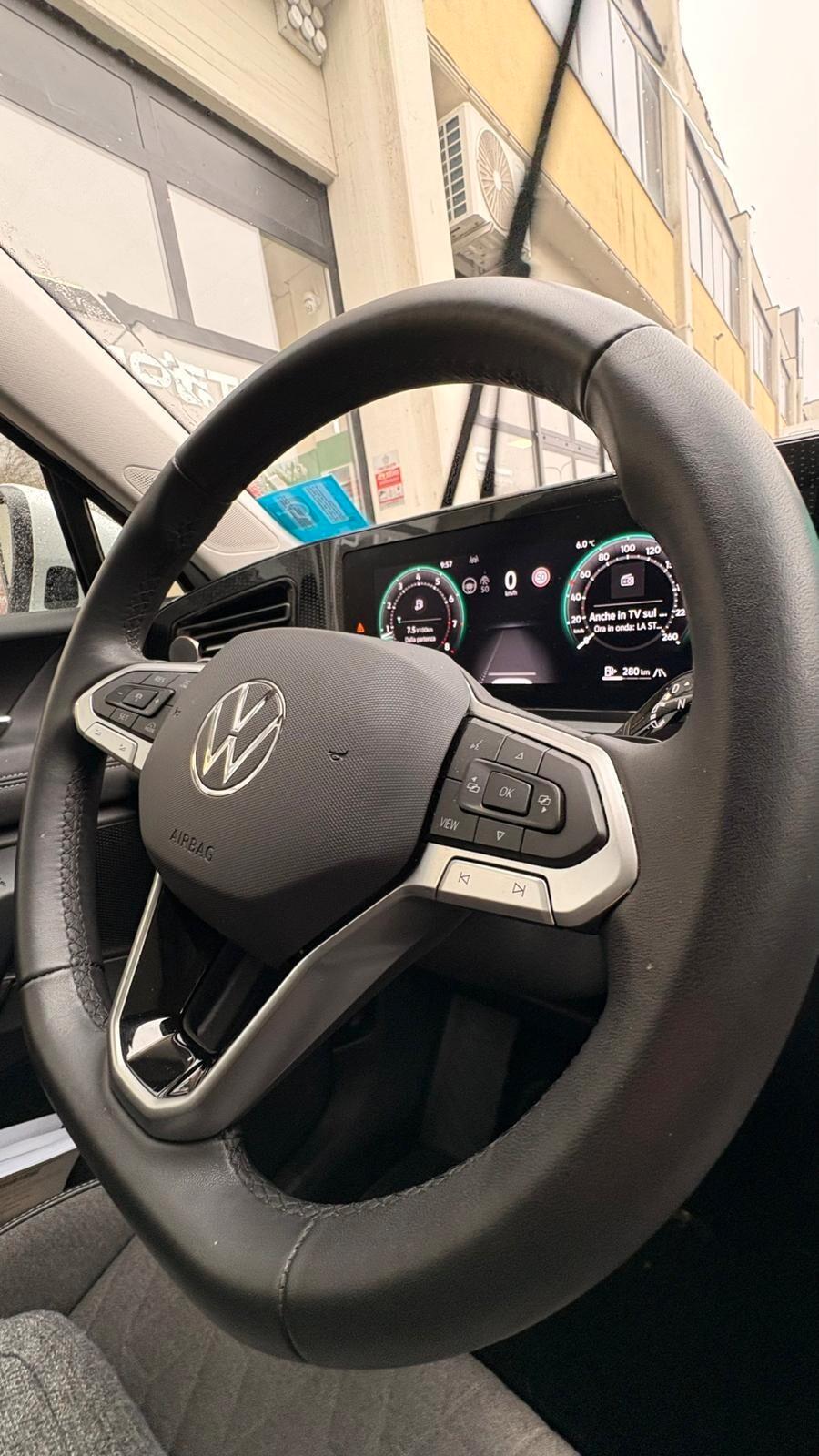 Volkswagen Tiguan 1.5 eTSI 150 CV ACT DSG R-Line