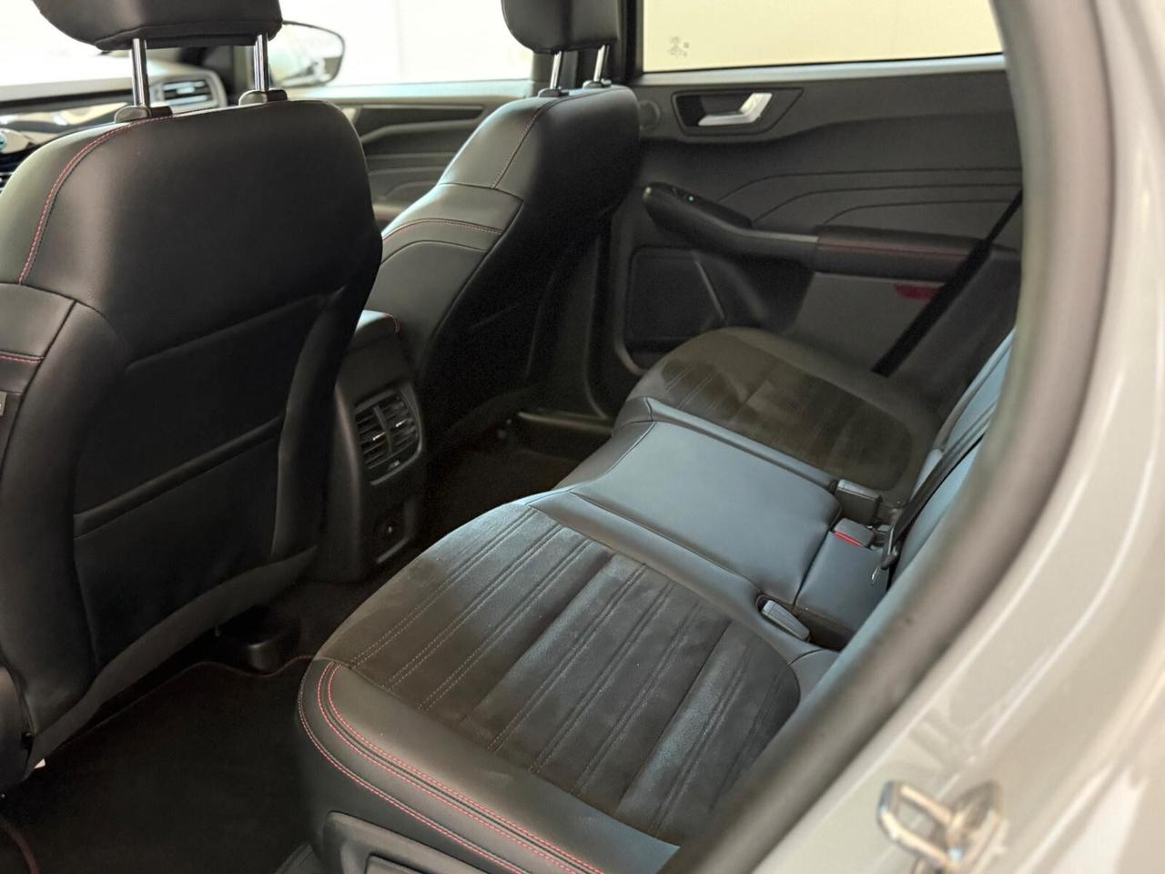 Ford Kuga 2.5 Full Hybrid 190 CV CVT 2WD Graphite Tech Edition