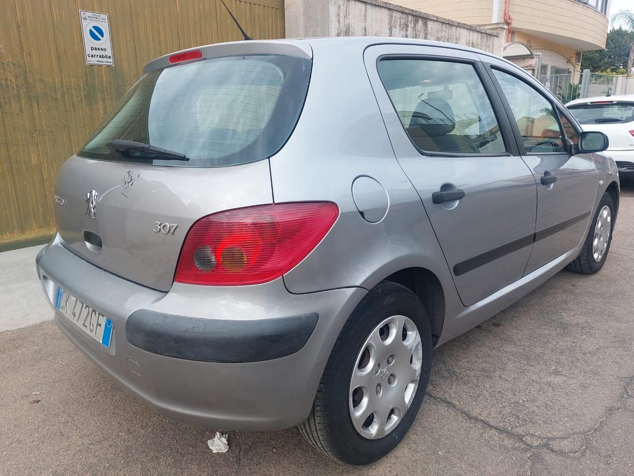 Peugeot 307 1.4 75cv *GPL *Neopatentati