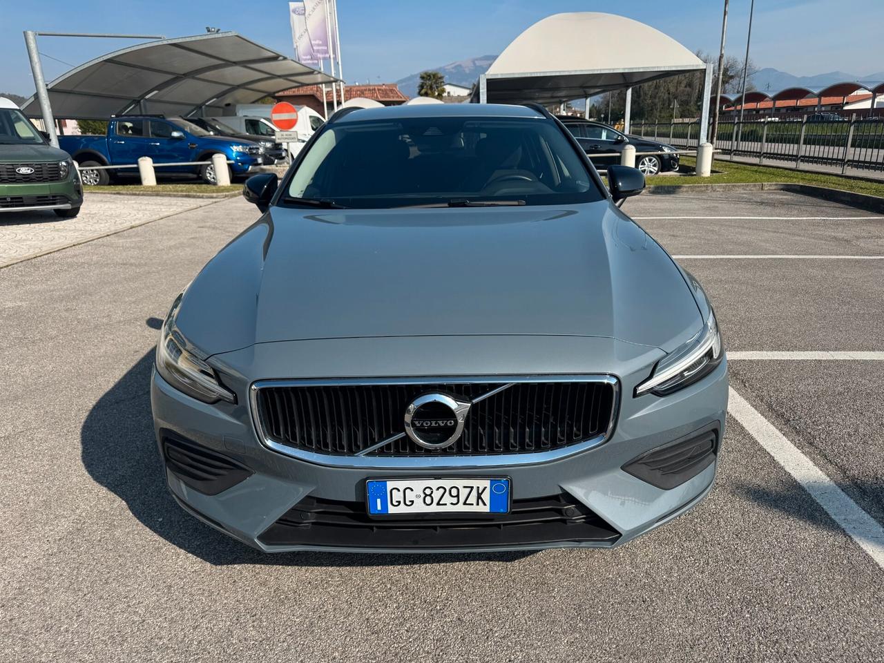 Volvo V60 B4 Geartronic Momentum Business