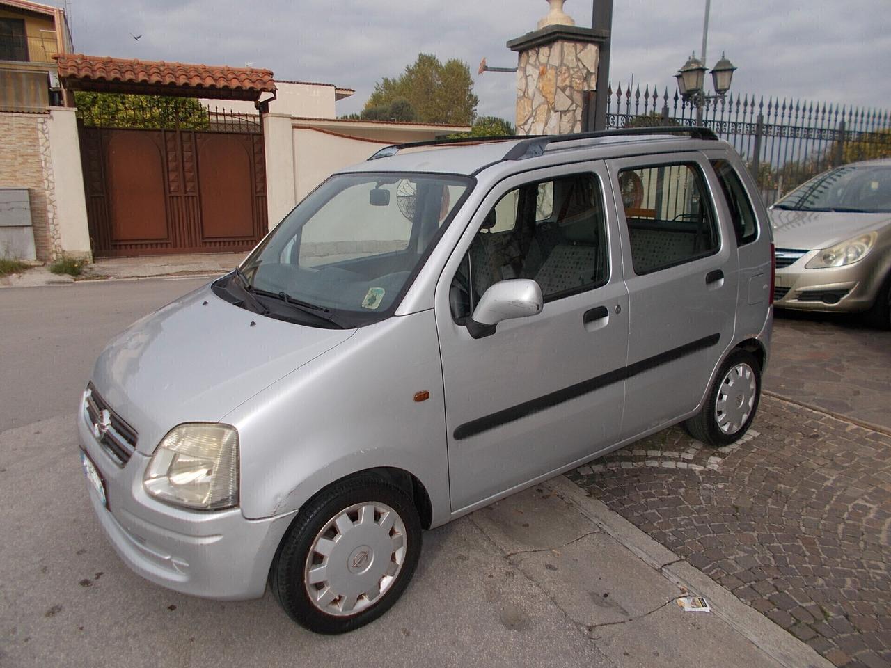 Opel Agila 1.2 16V Club