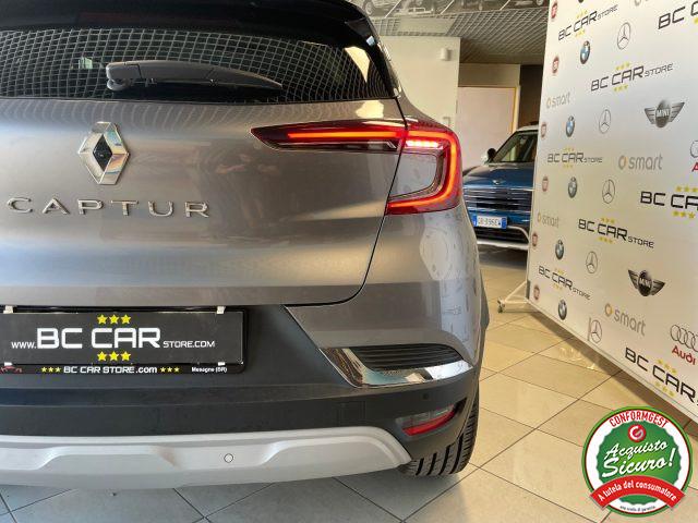 RENAULT Captur 1.3 Mild Hybrid 160cv EDC TECHNO