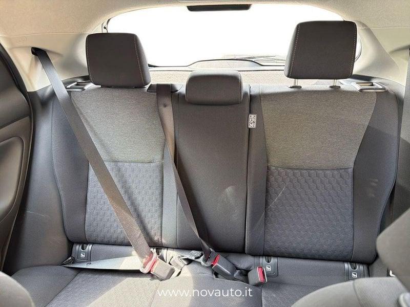 Toyota Yaris Hybrid Trend MY22