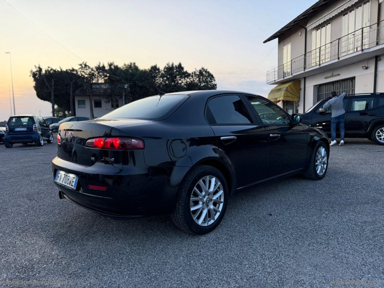 ALFA ROMEO 159 1.9 JTDm 16V Distinctive