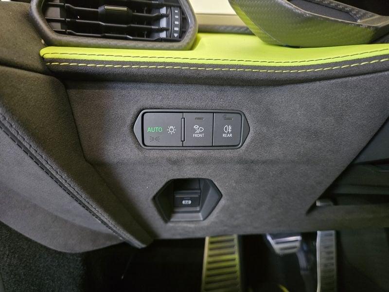 Lamborghini Revuelto Revuelto 6.5 V12