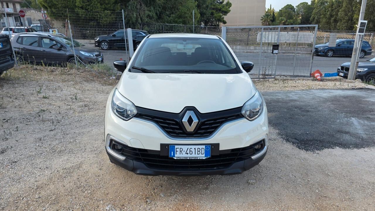 RENAULT CAPTUR dCi 8V 90 CV Life 2018 E6 € 9.500,00