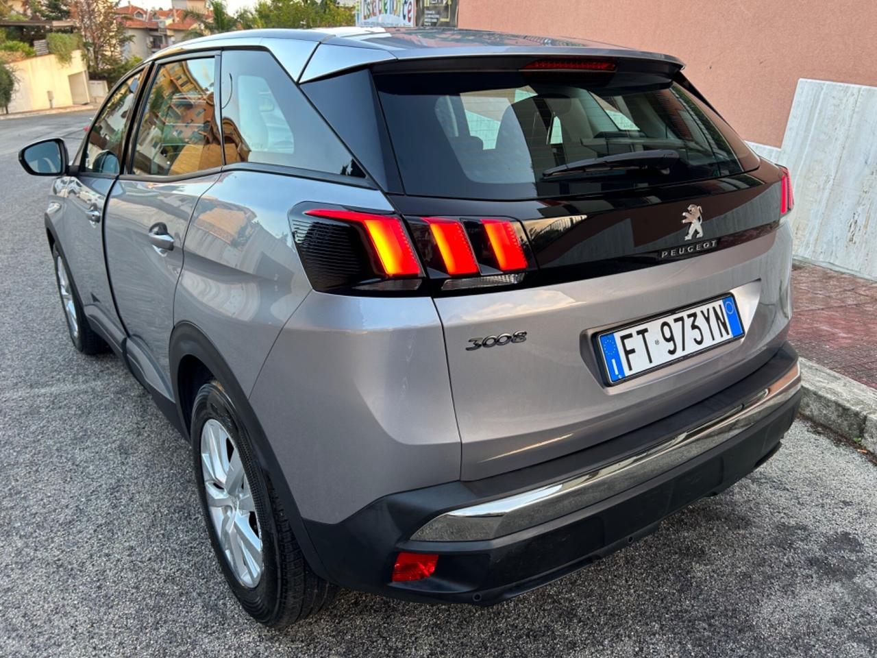 Peugeot 3008 BlueHDi 130 cv unico proprietario