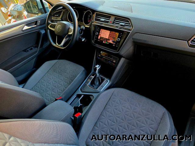 VOLKSWAGEN Tiguan 2.0 Life TDI 150CV SCR DSG - Navi - Fari Led
