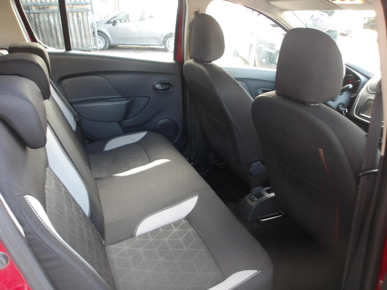 DACIA SANDERO STEPWAY 1.5 dci 90cv