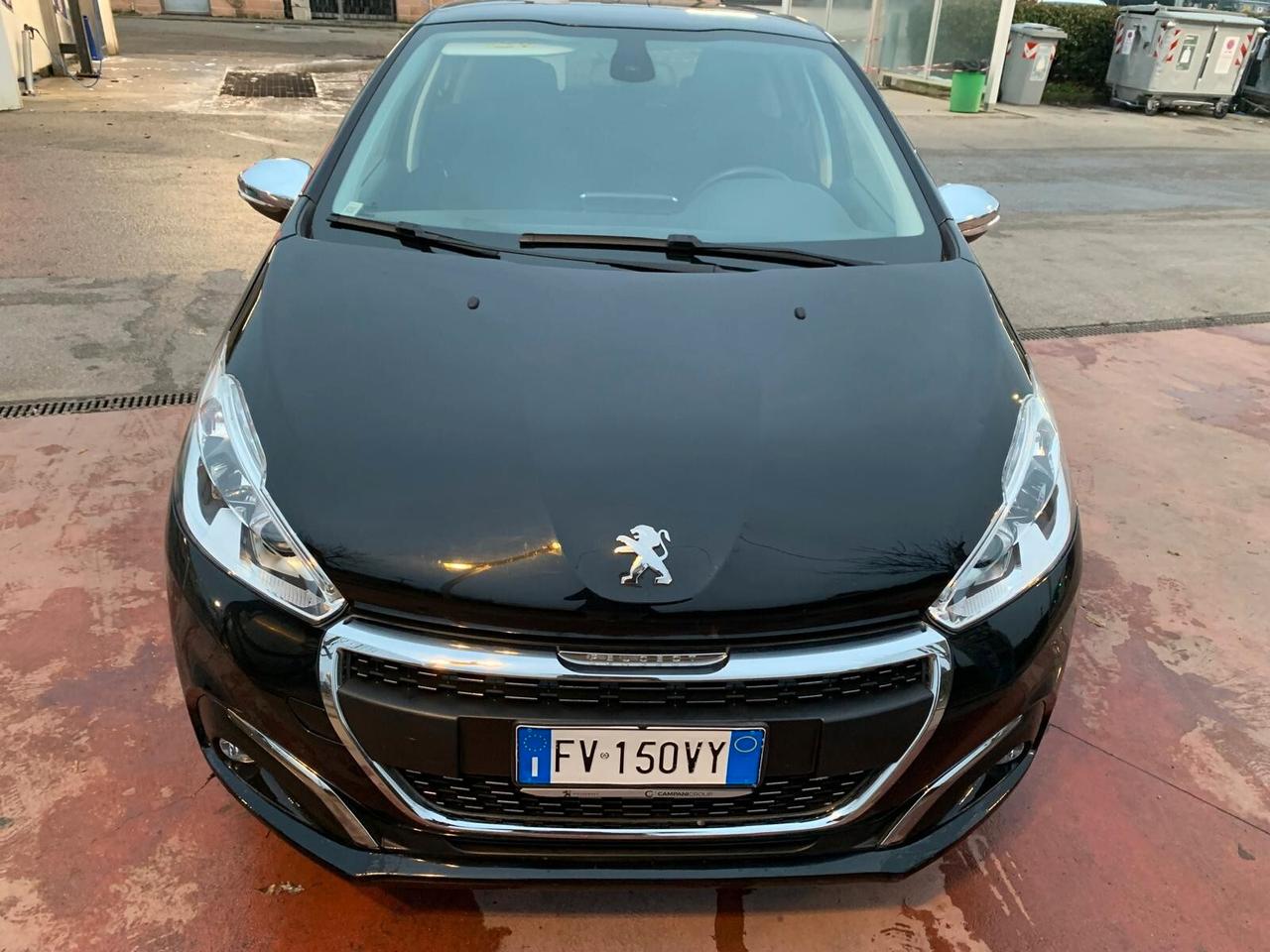 Peugeot 208 PureTech 82 Stop&Start 5 porte Signature, Unicoproprietario, finanziabile