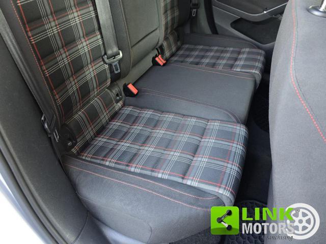 VOLKSWAGEN Golf GTI 2.0 TSI DSG 5p. BlueMotion Technology