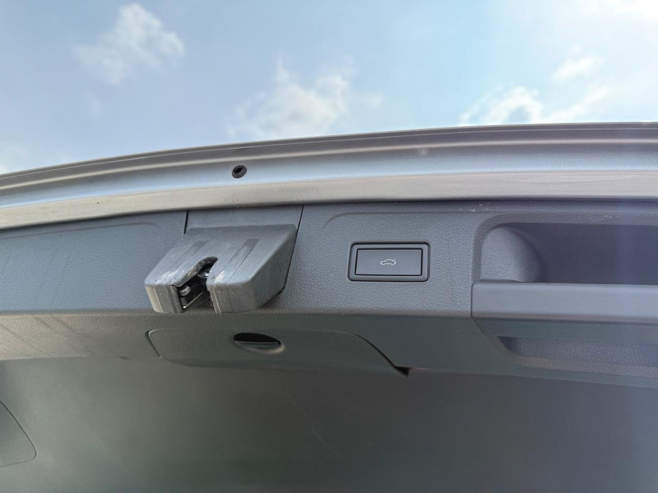 Volkswagen Passat Variant 1.6 TDI DSG UNICO PROPRIETARIO
