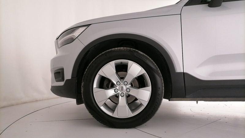 Volvo XC40 1.5 t3 Momentum Pro 163cv auto my21