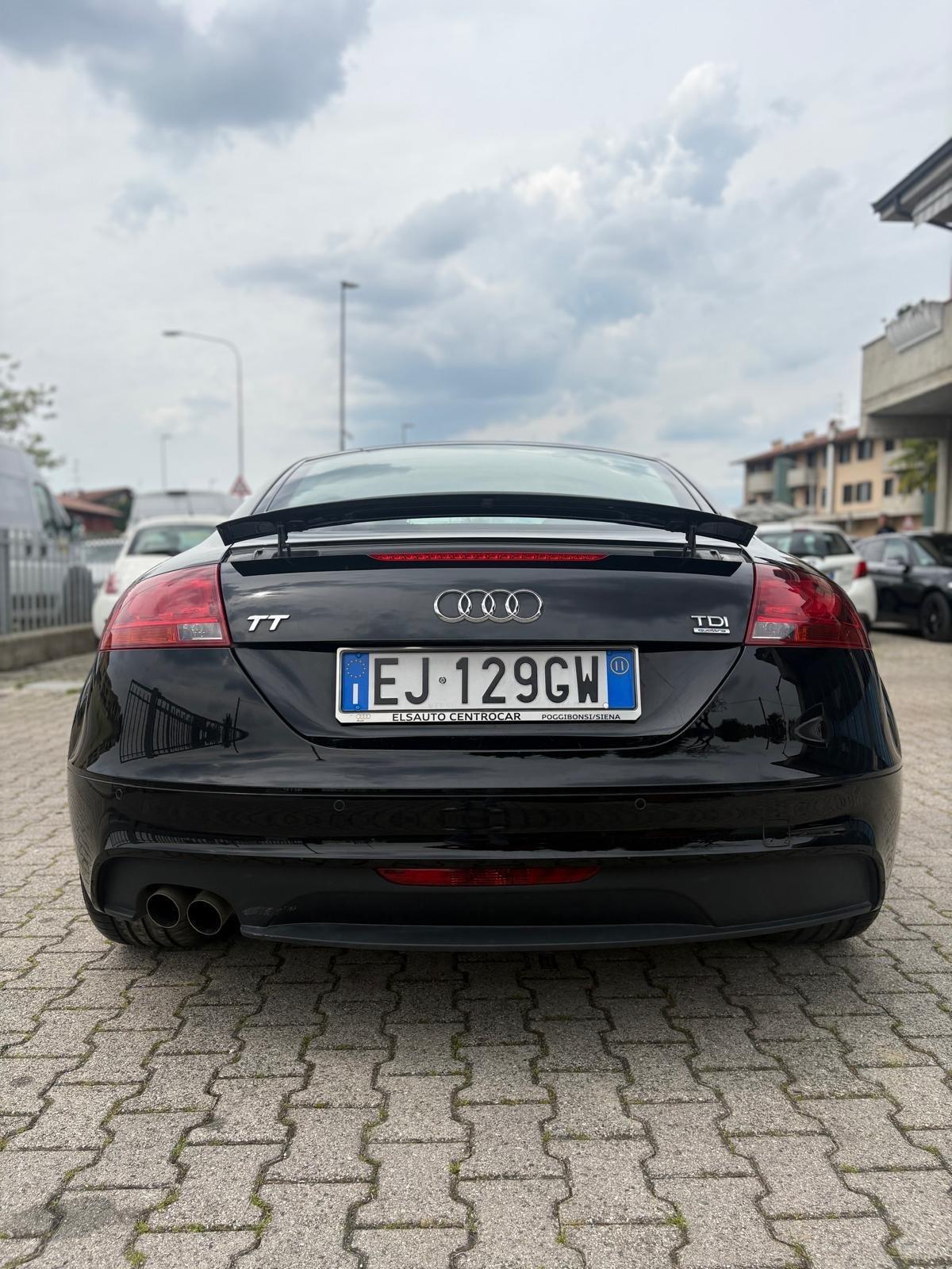 Audi TT Coupé 2.0 TDI quattro Advanced plus