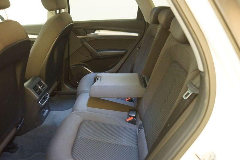 Audi Q5 Q5 35 2.0 tdi mhev Business s-tronic