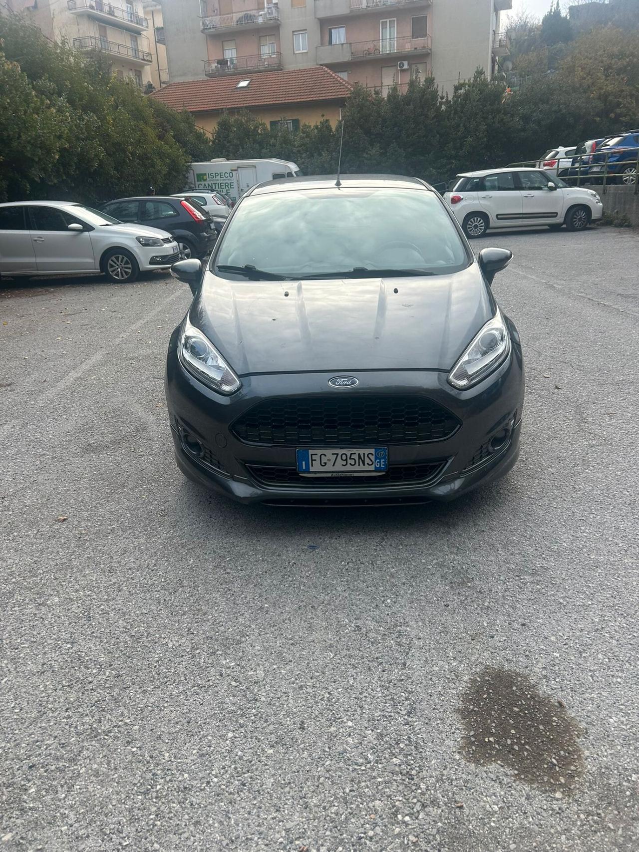 Ford Fiesta 1.5 TDCi 75CV 5 porte ST-Line