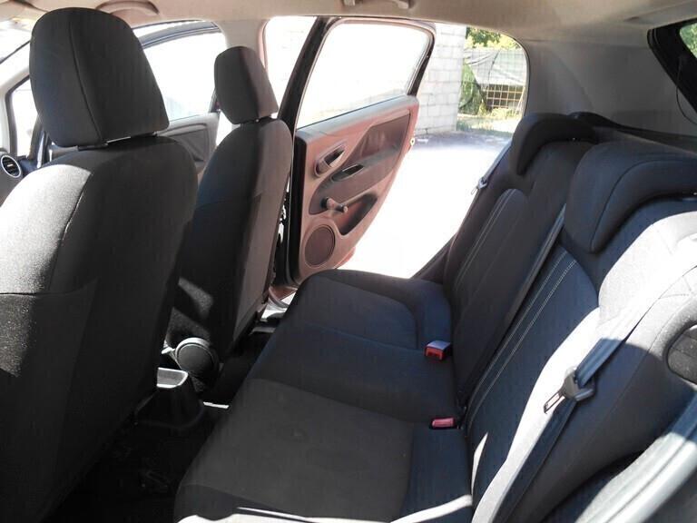 Fiat Punto 1.2 8V 5 porte Young NEOPATENTATI