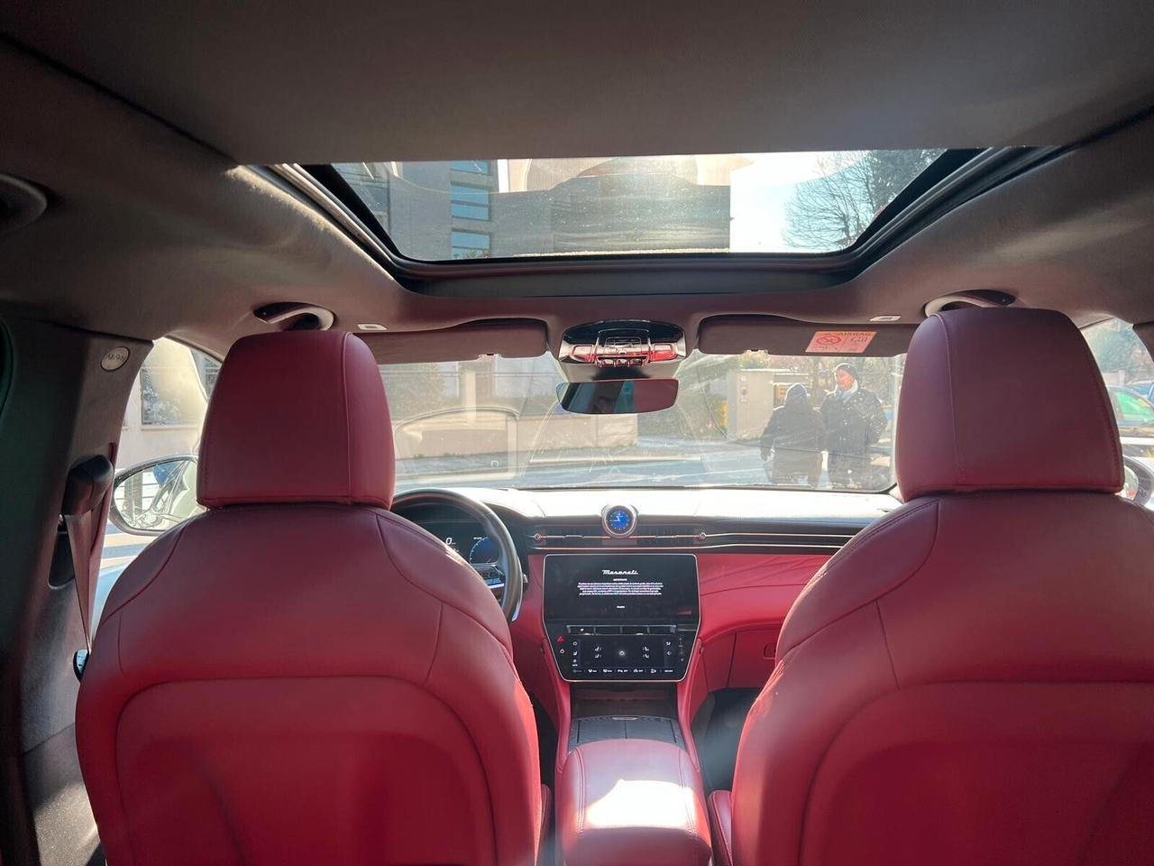 MASERATI GRECALE MHEV 330cv AWD MODENA