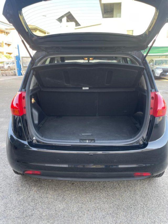 KIA Venga 1.4 CRDi 90CV Cool