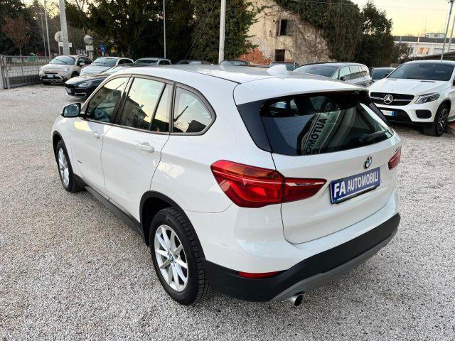 BMW X1 xDrive18d Advantage Autom.