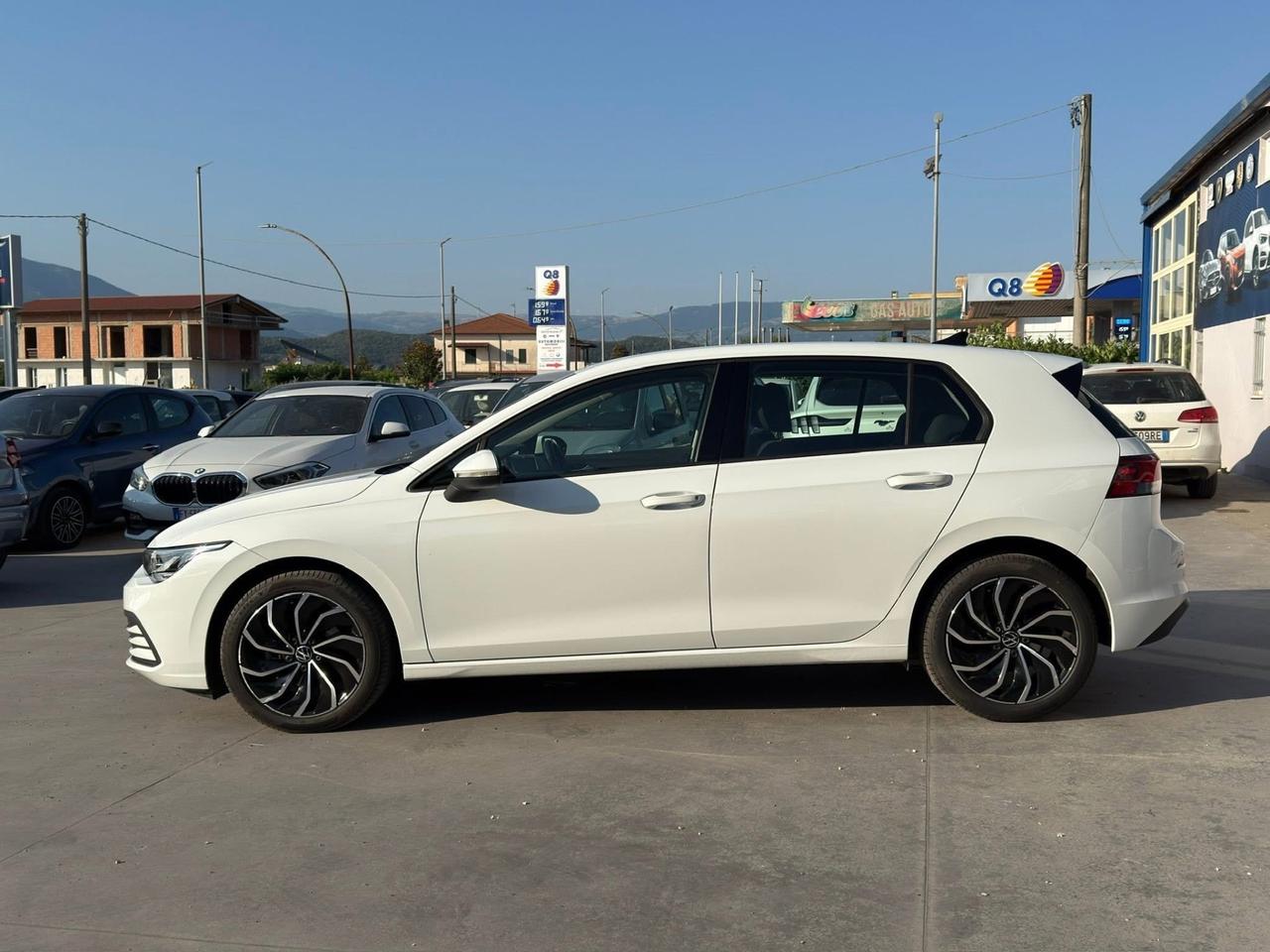 Volkswagen Golf 1.0 eTSI EVO DSG Life